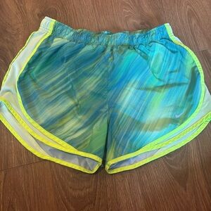 Womens nike running shorts dri-fit tempo size large